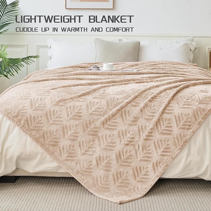 Exclusivo Mezcla Fleece Throw Blanket for Couch, Super Soft and Cozy Blankets All Season Use, Leaves Pattern, Plush Fuzzy Lightweight, Camel, 50x60 Inch