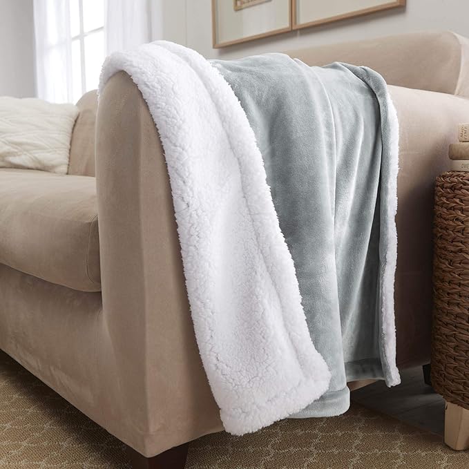Genteele Sherpa Throw Blanket Super Soft Reversible Ultra Luxurious Plush Blanket, 50 x 60 inches, Silver/White