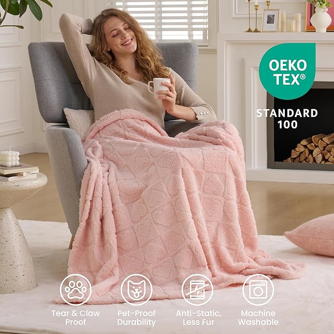 Joiedomi Throw Blanket for Couch, Soft Pink Fleece Blankets Gifts for Women Mom Girls, 280GSM Cozy Cute Soft Throw Home Room Decor Aesthetic Gifts 50x60 Inches