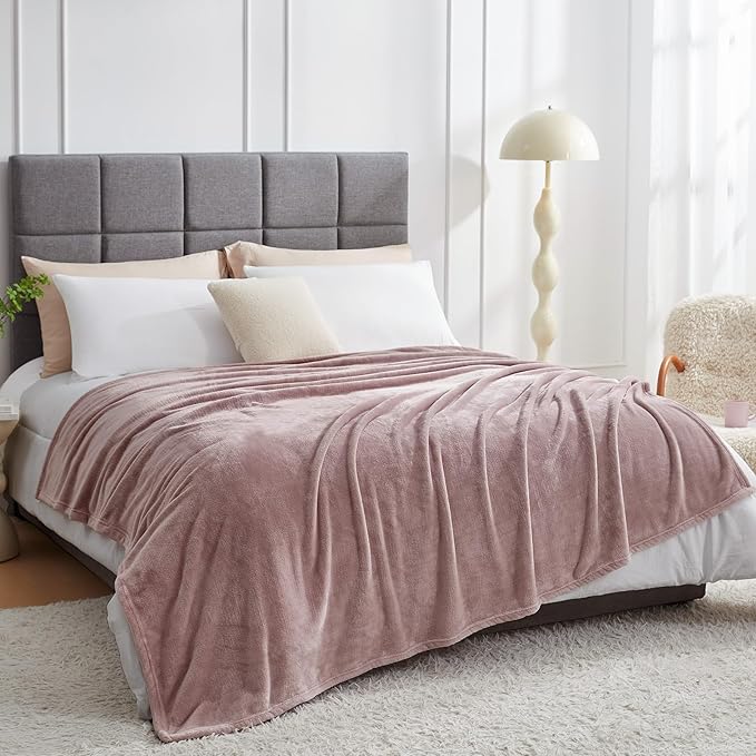 Hansleep Fleece Pink Throw XL Blanket, Super Soft Flannel Fuzzy Plush Cozy Blanket for All Seasons, Pink, Throw XL 50x70 Inches