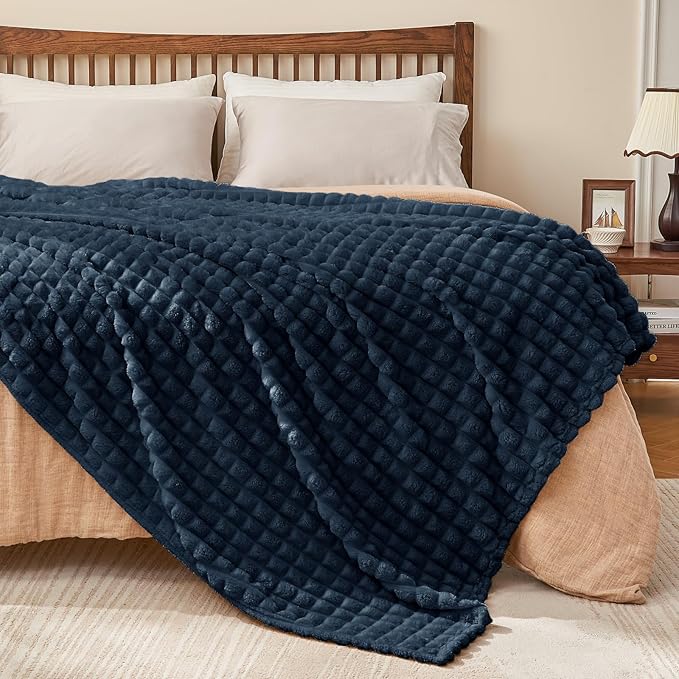 BEDELITE Navy Throw Blanket for Couch and Bed- Super Soft and Warm 3D Checkered Fluffy Fuzzy Fleece Blanket, Luxurious Plush Cozy Blanket for Room Decor Fall and Winter, 90x90 inches, Queen Size