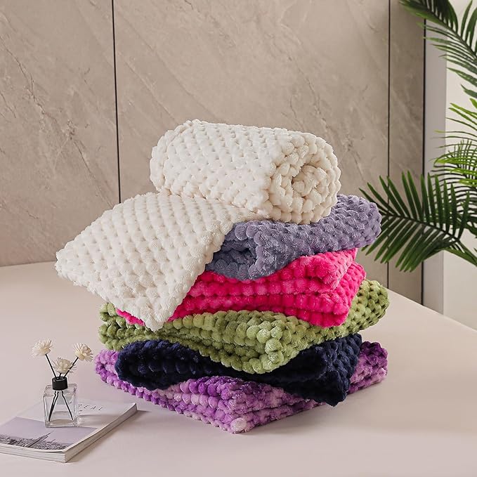 Exclusivo Mezcla Fleece King Blanket for Bed, Extra Large Fuzzy Grayish Purple Bed Blankets, Soft Cozy Plush Sofa Throws for All Seasons, 90x104 Inches