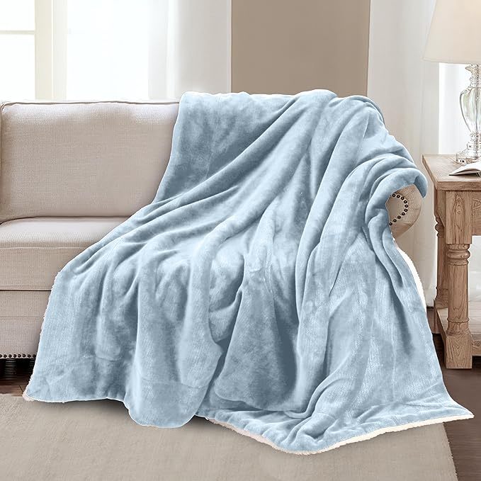 Mocassi Premium Ultra-Soft Velvet Touch Flannel Fleece Sherpa Throw - Warm Cozy Reversible Plush Micromink Throw Blanket for Couch, Bed and Sofa - Fluffy, Christmas Winter Bedding Gift, Aqua