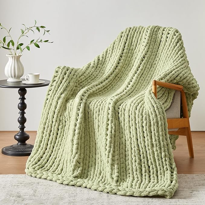 Chunky Knit Throw Blanket, 80''*90'' Knitted Throw Chenille Yarn for Bed Couch, Handmade Light Green Crochet Big Thick Blanket, Machine Washable Cute Comfy Blanket for Home Decor
