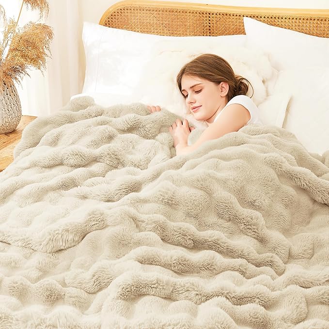 L'AGRATY Faux Rabbit Fur Blanket: 90" x 90" Queen Luxury Soft Fluffy Thick Fur Throw Blanket for Couch Bed Sofa - Cozy Plush Bubble Blankets for Winter: Flannel Fleece Decorative Blanket(Almond White)