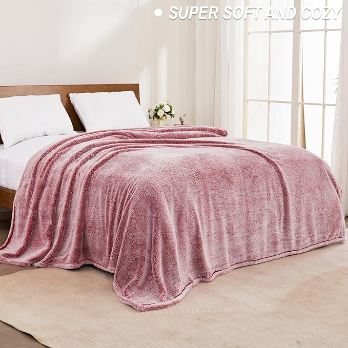 Exclusivo Mezcla Plush Fuzzy Fleece Bed Blanket King Size, Super Soft, Fluffy and Warm Blankets for Couch, Bed, All Season (Mixed Deep Red, 90x104 inches)