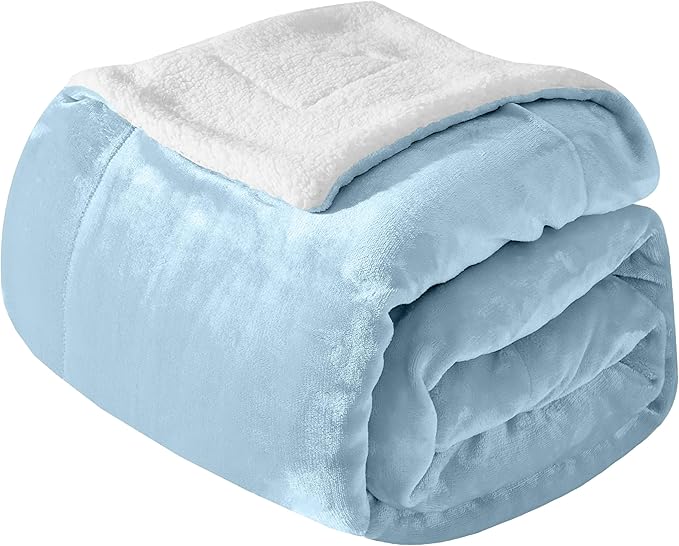 Mocassi Premium Ultra-Soft Velvet Touch Flannel Fleece Sherpa Throw - Warm Cozy Reversible Plush Micromink Throw Blanket for Couch, Bed and Sofa - Fluffy, Christmas Winter Bedding Gift, Aqua