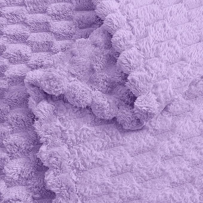 Vessia Flannel Fleece Throw Blanket, 3D Jacquard Light Purple Fuzzy and Warm Blanket for Couch, Sofa, Bed, 300GSM Super Soft Touch Cozy Home Decor for All Seasons (50x70 inches)