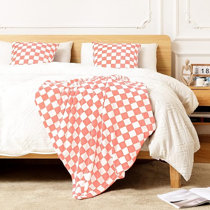 FY FIBER HOUSE Checkered Flannel Fleece Throw Blanket King Size Soft Cozy Checkerboard Grid Print Chessboard Gingham Pattern Blankets for Bed Couch Sofa, 90"x108", Pink