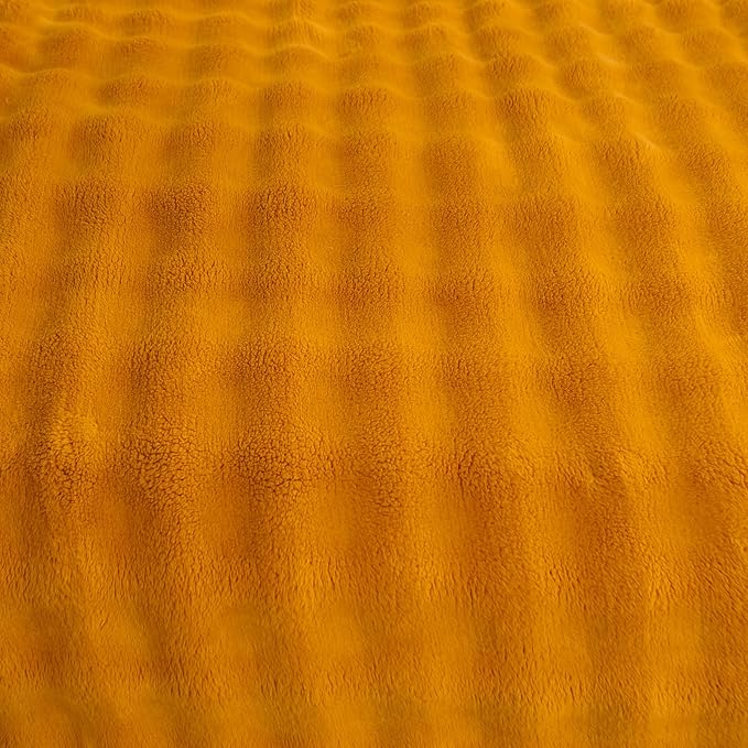 YUSOKI Luxury 3D Bubble Light Weighted Throw Blanket 2.8lb,All Ages,Home Decoration, (Gold,60 * 80inches)
