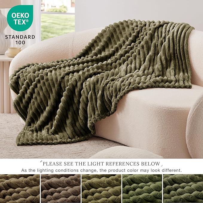 EXQ Home Fleece Blanket Queen Size for Couch or Bed - 3D Stripe Jacquard Decorative Blankets - Cozy Soft Lightweight Fuzzy Flannel Blanket Suitable for All Seasons(90"×90",Dark Green)