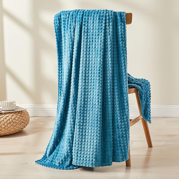 EMME Fleece Blanket, 3D Jacquard Throw Blanket for Couch and Bed, Soft Cozy and Fluffy Blankets Lightweight Luxury Flannel with Geometric Grid Design (Peacock Blue, 80" x 90")