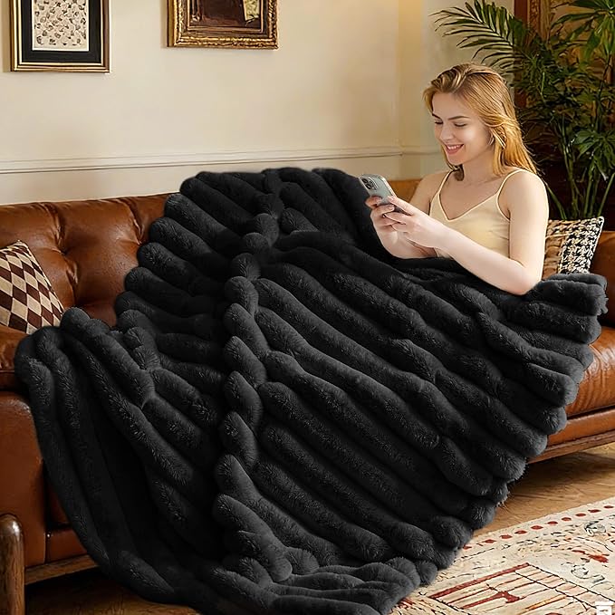 Faux Fur Throw Blanket for Couch, 850GSM Cozy Soft Plush Thick Striped Luxury Blanket for Sofa Living Room Bedroom,50 * 60 Inches, Black