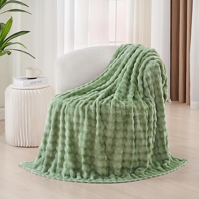 3D Bubble Plush Blanket Textured Fleece Throw Soft Warm Cozy Blanket Couch Bed Twin Green 60x80 Inches