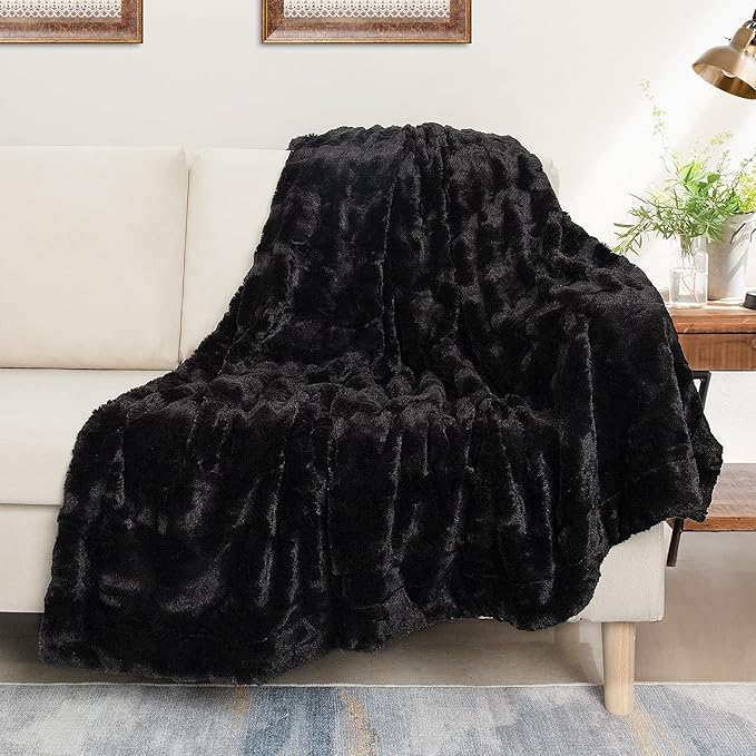 TOONOW Faux Fur Luxury Throw Blanket,Double Side Soft Fluffy Shaggy Fuzzy Blanket for Couch Sofa Bed (Black, Throw)