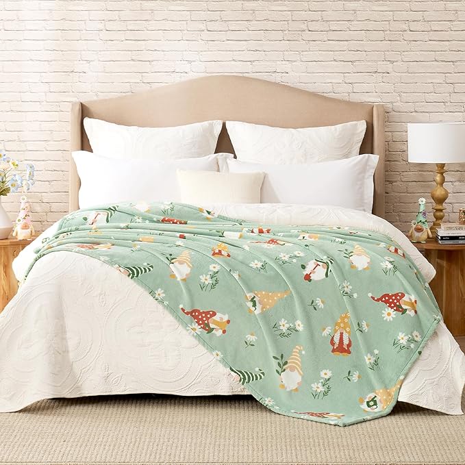 Cozy Bliss Gnome Spring Throw Blanket - Garden Daisy Floral Design, Warm MilkyPlush Throw Blankets, Ultra Soft Cozy Blankets for Couch, Sofa and Bed, Green, 60X80inches