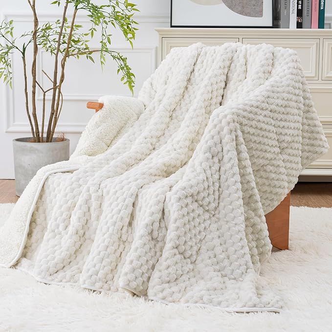 Super Fuzzy Soft Fleece Sherpa Weighted Blanket 15 lbs for Adults, 3D Imitation Turtle Shell Luxury Weighted Throw for Better Sleep, Dual Sided Cozy Blankets for Couch Bed, Cream White, 48" x 72"