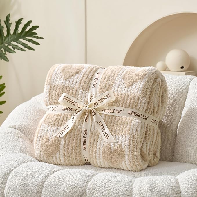Snuggle Sac Heart Checkered Throw Blanket for Women,Love Blanket Heart Blankets for Her Wife Girlfriend Mom,Super Soft Warm Fluffy Faux Fur Blanket for Couch Sofa Bed,Beige Heart,60x80 inches