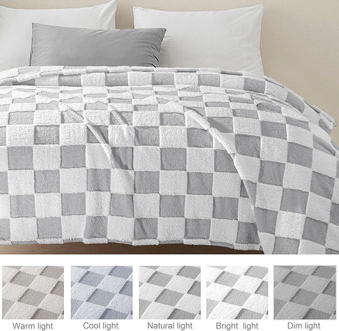 Exclusivo Mezcla Checkered Throw Blanket, Super Soft and Warm Fluffy Fleece Blanket for Couch, Sofa, Bed, Cute Plaid Pattern, Light Grey, 50" x 60"