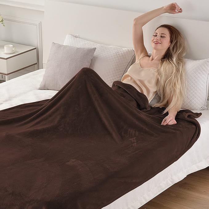 SOCHOW Flannel Fleece Blanket King Size, All Season Lightweight Super Soft Cozy Blanket for Bed or Couch, Brown, 90x108 inches