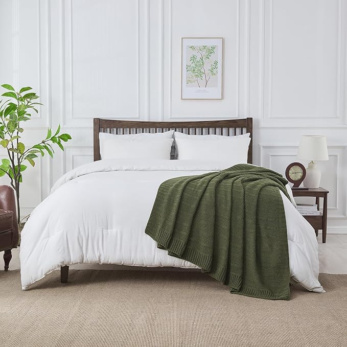 Douceur Olive Green Throw Blanket for Bed, Soft Cozy Lightweight Stripe Pattern Knitted Throw Blanket for Sofa, Kids Room, Living Room, 60"X80"