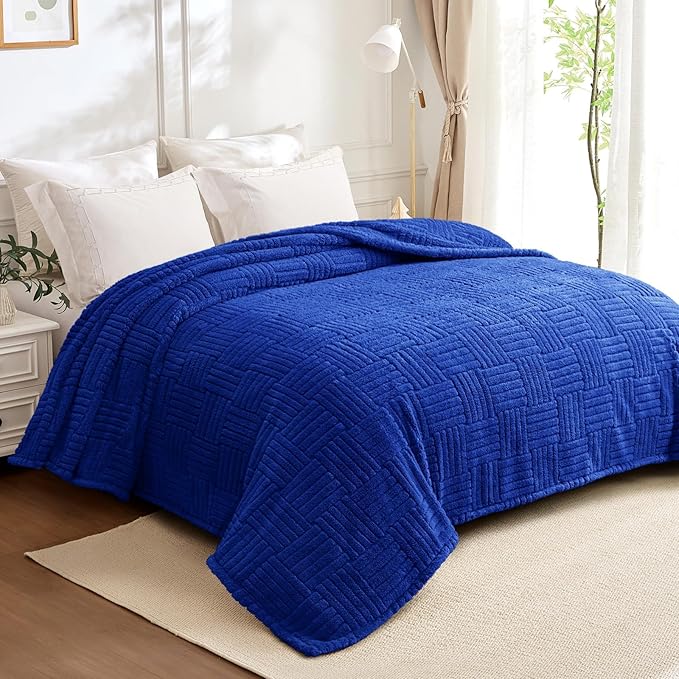 Whale Flotilla Lightweight Fleece King Size Blanket for Bed, Fuzzy Soft Blankets with Decorative Jacquard Pattern for All Season, Warm and Fluffy, 90x104 Inch, Blue