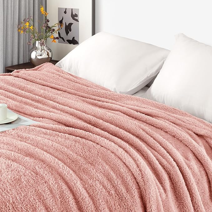 Exclusivo Mezcla Fleece Dusty Pink Throw Blanket for Couch Sofa, Ultra Soft, Lightweight and Fluffy Blankets for Women, All Season, 50x60 Inches