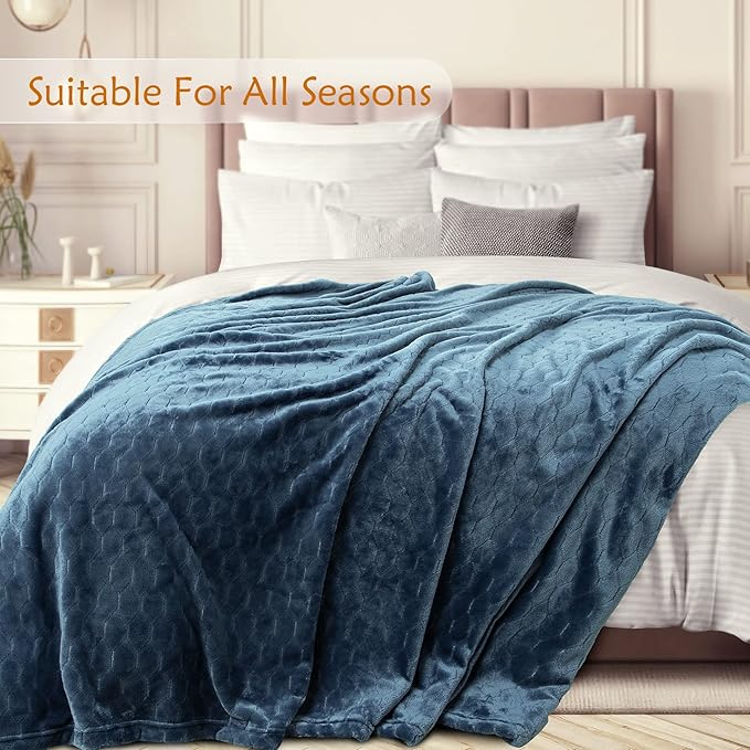 TOONOW Fleece Bed Blanket King Size 90x108 inches, Super Soft Fluffy Fuzzy Plush Blanket Geometric Pattern Cozy Microfiber Flannel Blankets for Couch, Bed, Sofa, Navy Blue