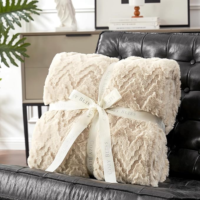 Cozy Bliss Faux Fur Textured Throw Blanket for Bed Super Soft Fuzzy Couch Blanket Gift for Women Premium 3D Ribbed Jacquard All Season Use Khaki Beige Zigzag 60"*80"