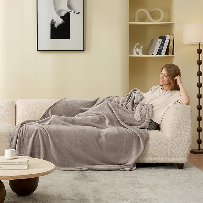 Hansleep Fleece Mocha Brown Queen Blanket, Super Soft Flannel Fuzzy Plush Cozy Blanket for All Seasons, Mocha Brown, Queen 90x90 Inches