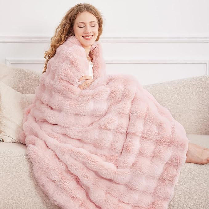 Comelady Faux Rabbit Fur Throw Blanket for Couch,Soft Fluffy Thick Bubble Blanket for Bed Sofa Room Decor-Lightweight Cozy Fuzzy Blanket Gifts for Women,Light Pink,50"×60"
