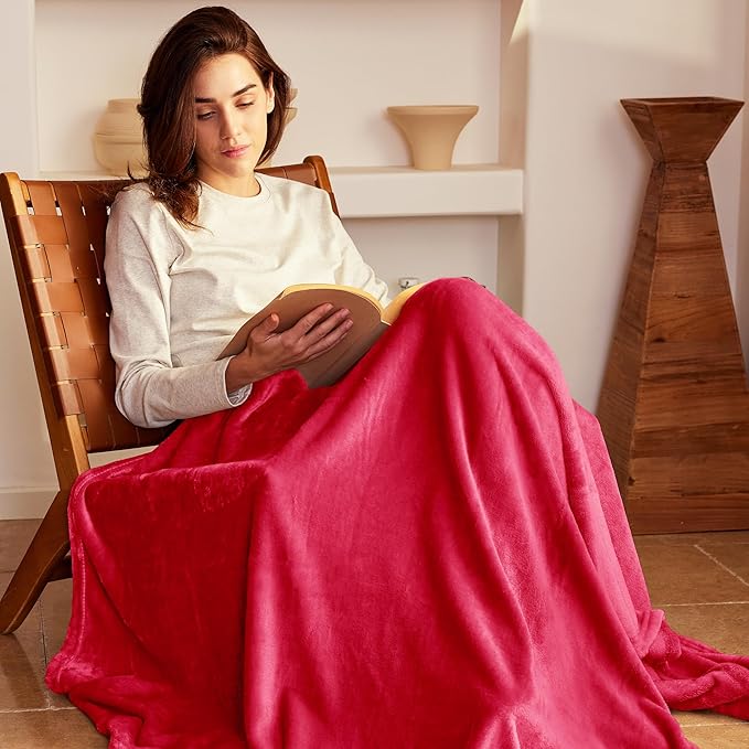 Exclusivo Mezcla Fleece Throw XL Blanket for Couch, Sofa, Super Soft and Warm Red Blankets, All Season, Cozy, Plush, Lightweight, 50x70 Inches