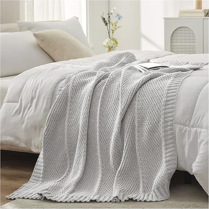 Amélie Home Chevron Chenille Knit Throw Blanket for Couch, Cozy Texture Decorative Soft Blanket for Sofa & Chair, 50"x60", Light Grey
