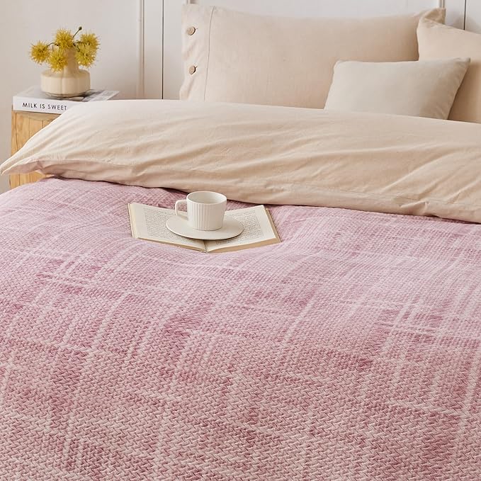 COOVA Fleece Throw Blanket for Couch, Super Soft and Cozy 3D Jacquard Warm Blankets, Lightweight and Fuzzy Throw for Bed, Sofa, Chair, Giftable (Light Pink, 50"x60")