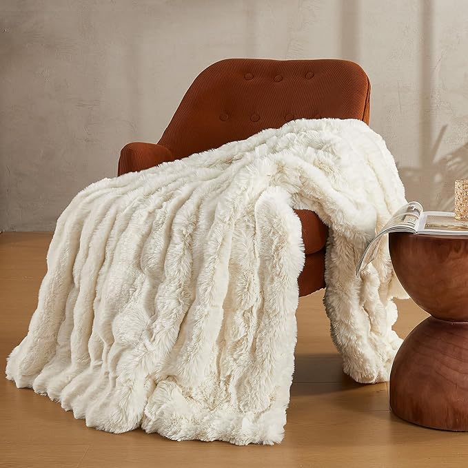 JELLYMONI Faux Fur Throw Blanket, White Throw Blanket for Couch, Fuzzy Cozy Plush Bubble Bed Blanket, Thick and Warm Blanket, Throw (50" X 60")