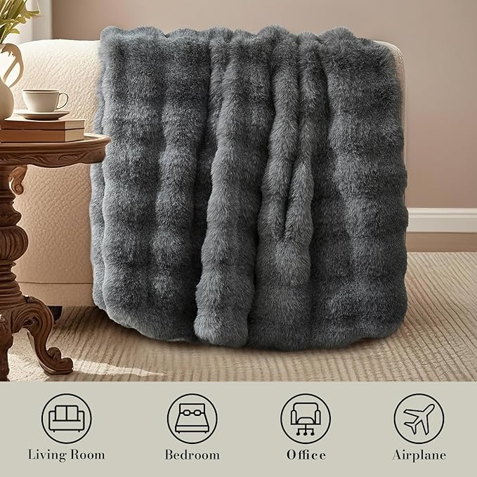 Amélie Home Faux Fur Throw Blanket, Ultra Soft Fuzzy Plush Bubble Blanket for Couch, Bed & Living Room, 60"x80", Cationic Wolf Gray