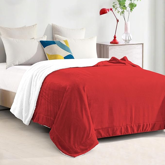 Elegant Comfort Ultra Soft Reversible Flannel Sherpa Blanket - Cozy Silky Fleece Throw for Couch, Bed - Plush Fuzzy Warm Winter Blanket for Gift, Full, Red