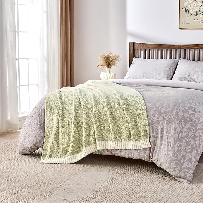 CozeCube Super Soft Fullfy Microfiber Reversible Knitted Blankets, Warm Cozy Fuzzy Plush Throw, Sage Green and White Melange Throw Blanket for Couch Bed Sofa, 50" x 60"