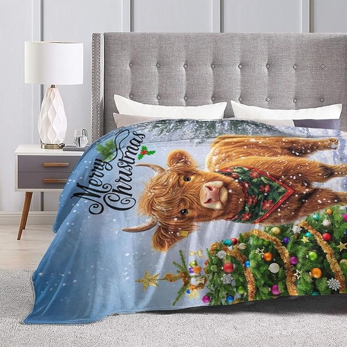Christmas Highland Cow Blanket Cow Gifts Warm Cozy Cow Print Throw Blanket Soft Lightweight Fleece Plush Fuzzy Blanket for Girls Women Kids Aults Bed Decor 40"X50"