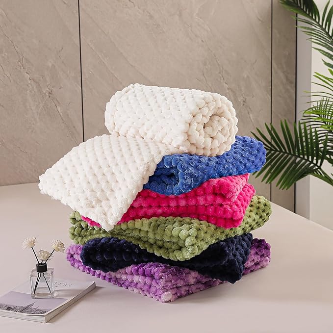 Exclusivo Mezcla Fleece Twin Blanket for Bed, Extra Large Fuzzy Cobalt Blue Bed Blankets, Soft Cozy Plush Sofa Throws for All Seasons, 60x80 Inches