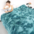 Plush Throw Blanket, Soft Flannel Fleece Blanket for Couch Sofa Bed, Cozy Warm Blanket for Bedroom Living Room, Decorative Luxury Throw, Gifts for Women, Birthday Gifts for Wife Mom Girlfriend