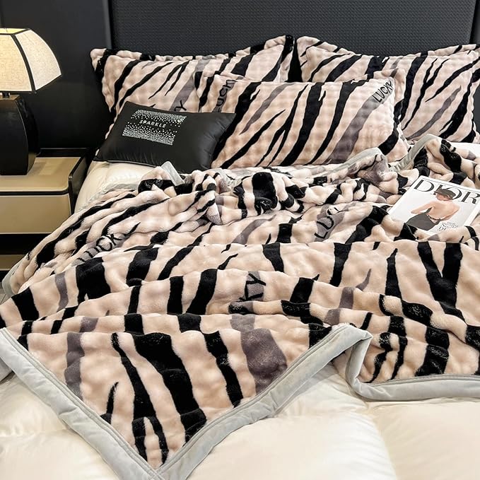 Fleece Bed Blankets Throw Size - Soft Lightweight Plush Fuzzy Cozy Luxury Blanket Microfiber Throw for Couch Bed,All-Season Breathable,40x60 Inches