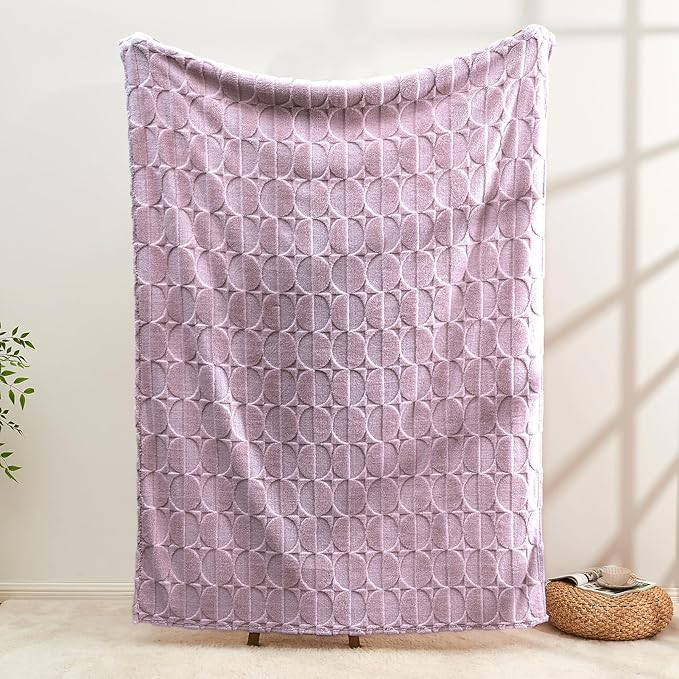 3D Circle Pattern 300 GSM Lavender Throw Blanket for Couch - Cute Throw Blankets for Women,Warm Twin Blanket, 50x60 Inches