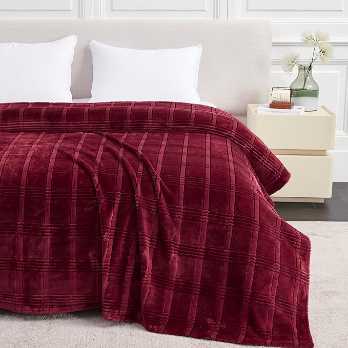 Soft Cozy Plaid Fleece Throw Blanket, 50x60 Inches – 3D Jacquard Diamond Design, Lightweight Blanket for Couch, Sofa, Camping & Travel, Burgandy Red