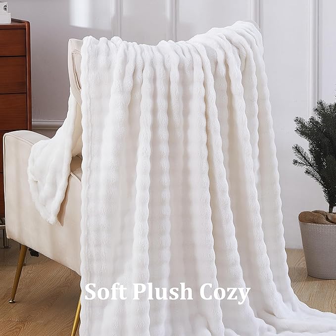 Fluffy 3D Bubble Throw Blanket for Couch & Bed – Cozy Soft Fleece Blankets for Women & Girls – Warm Lightweight Fuzzy Throw XL (50x70) – Machine Washable Gifts