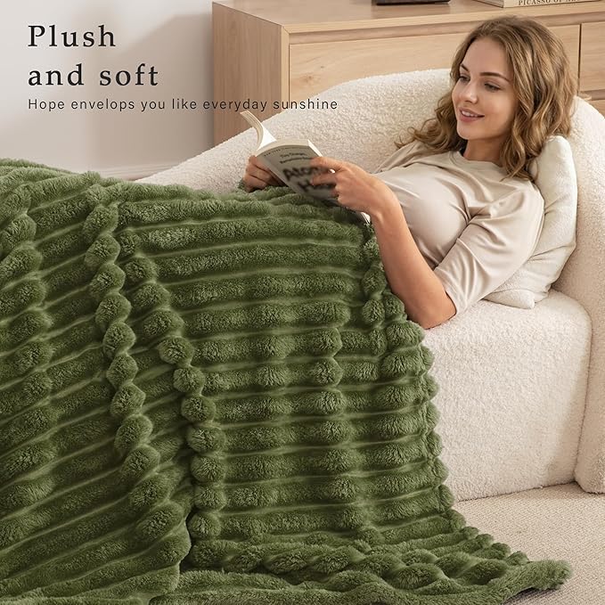 Exclusivo Mezcla Queen Size Flannel Fleece Blanket, Super Soft Striped Jacquard Bed Blanket, Lightweight Fuzzy Cozy for All Seasons, 90x90 Inches, Olive Green