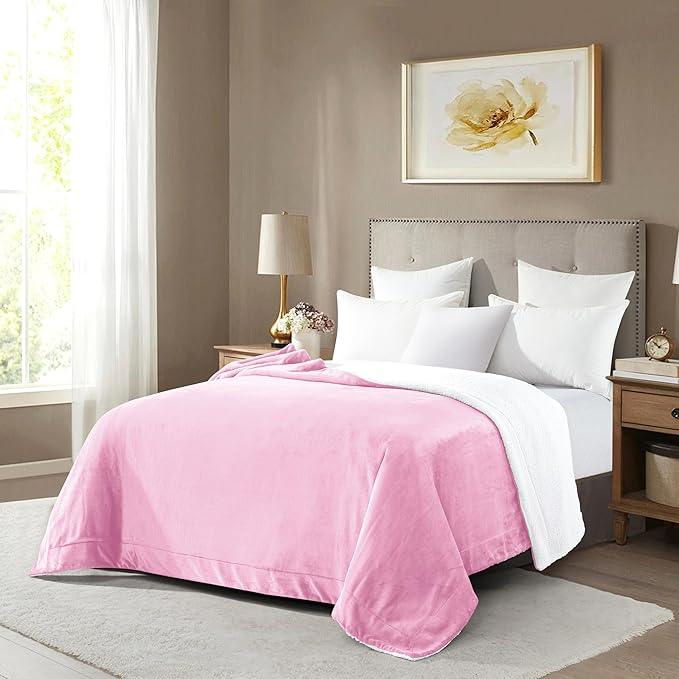 Mocassi Premium Ultra-Soft Flannel Fleece Sherpa Throw Blanket - Warm Cozy Reversible Plush Micromink Blanket for Couch, Bed and Sofa - Fluffy, Christmas Winter Bedding Gift, Full, Light Pink