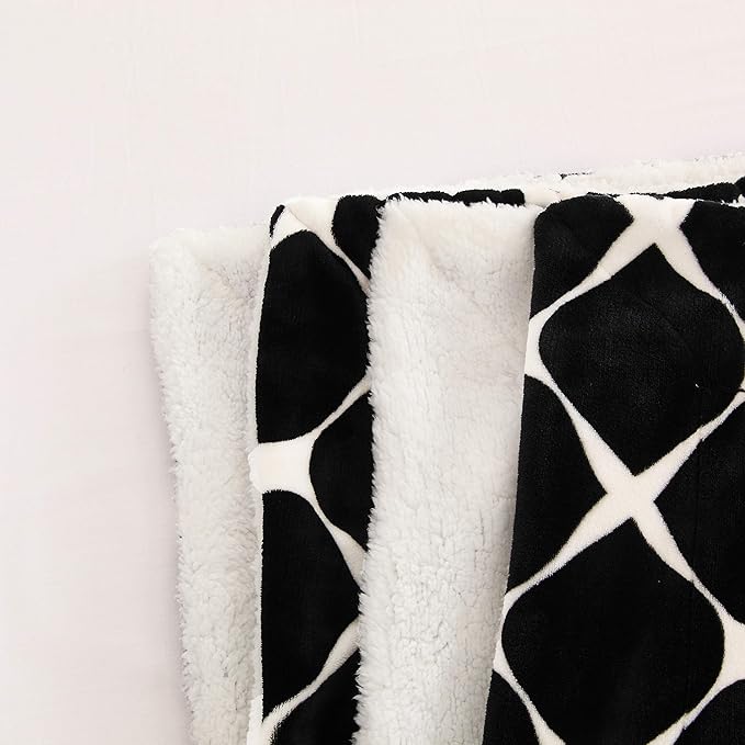 Elegant Comfort Luxury Ultra-Plush Velvet Touch Fleece Throw Soft, Warm, Cozy| Micromink Sherpa-Backing Reversible Blanket for Bed, Sofa and Couch, (50 x 60), Bloomingdale Black, Throw (50 x 60)
