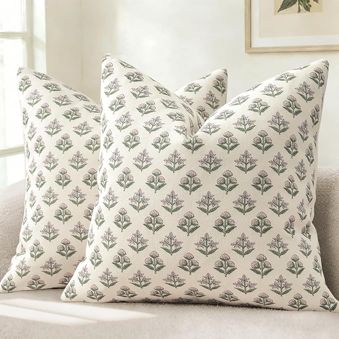 YCOLL Farmhouse Floral Print Throw Pillow Covers 18x18 Set of 2, Rustic Decorative Cushion Covers for Sofa Couch Bed Living Room, Vintage Floral Patterned Cottage Home Decor, Blush Pink