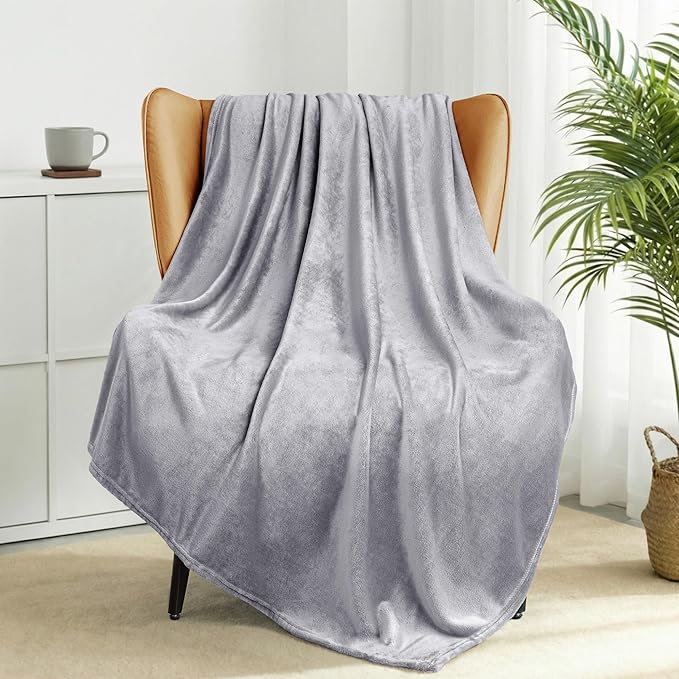 Exclusivo Mezcla Fleece Light Grey Throw Blanket for Couch, Sofa, Super Soft and Warm Blankets, All Season, Cozy, Plush, Lightweight, 50x60 Inches